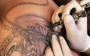 rêver de tatouage