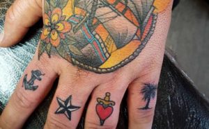 rêver de tatouage sur la main