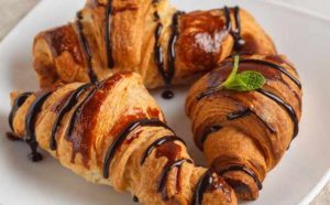 Pourquoi Rêver de manger un croissant au chocolat?