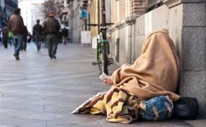 Pourquoi rêver d'un ami dans la pauvreté ?