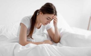 Pourquoi rêver de vers blancs au lit ?