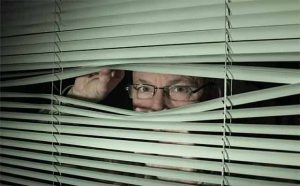 Pourquoi rêver d'être observé ?