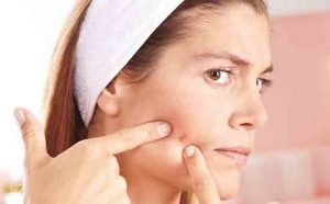 Pourquoi rêver de boutons de pus?