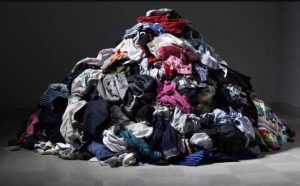 Pourquoi rêver de vêtements usés ?