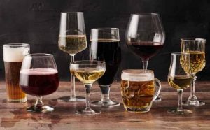 Pourquoi rêver de boire de l'alcool ?