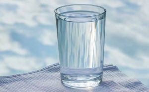 Pourquoi rêver d'un verre plein ?