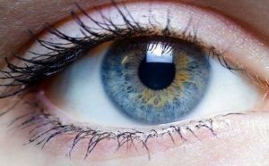 Pourquoi rêver d'yeux bleus et verts ?