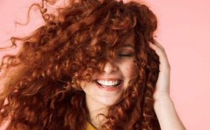 Pourquoi rêver de cheveux bouclés ?