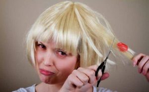 Pourquoi rêver de chewing-gum dans les cheveux ?