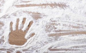 Pourquoi rêver de farine éparpillée au sol ?