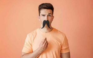 Pourquoi rêver de fausse moustache ?