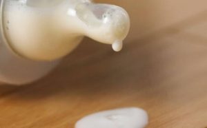 Pourquoi rêver de boire de lait maternel qui coule ?