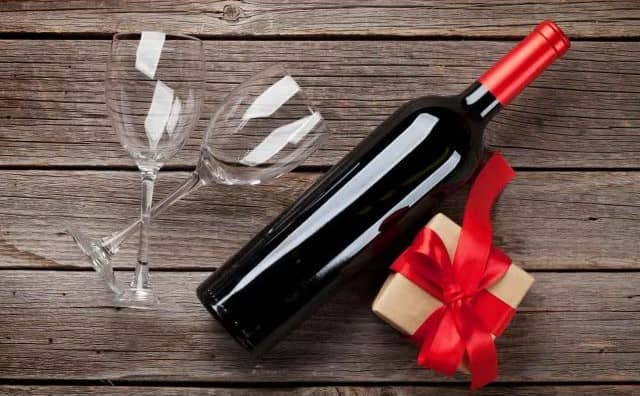 Rêver de vin en cadeau