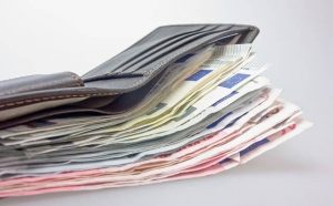 Pourquoi rêver de portefeuille rempli d'argent ?