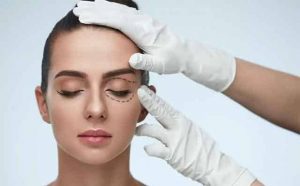 Pourquoi rêver de chirurgie esthétique du visage ?