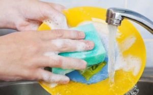 Pourquoi rêver de faire la vaisselle ?