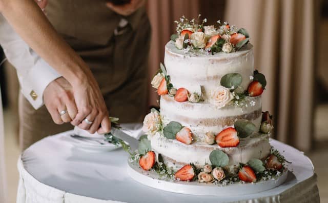 Rêver d’un gâteau de mariage