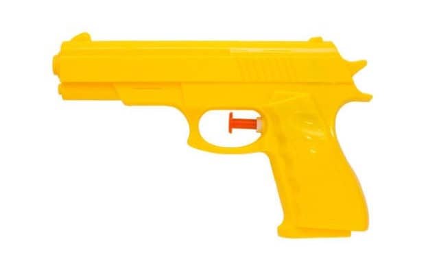 Rêver de pistolet jaune