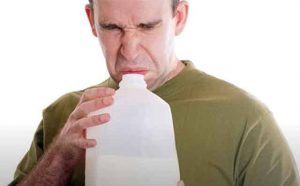 Pourquoi rêver de boire du lait périmé ?