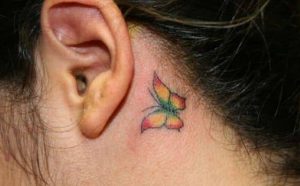 Pourquoi rêver de papillon dans l'oreille ?