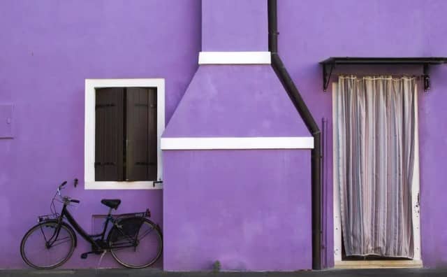 Pourquoi rêver de maison violette ?