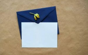 Pourquoi rêver de recevoir une invitation ?