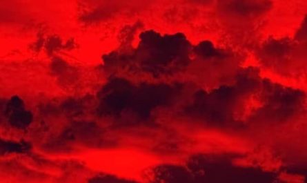 Pourquoi rêver de nuage rouge ?
