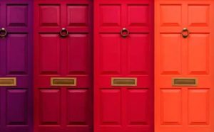 Pourquoi rêver de claquer une porte ?