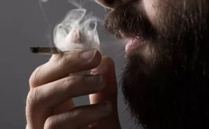 Pourquoi rêver de fumer du haschich ?