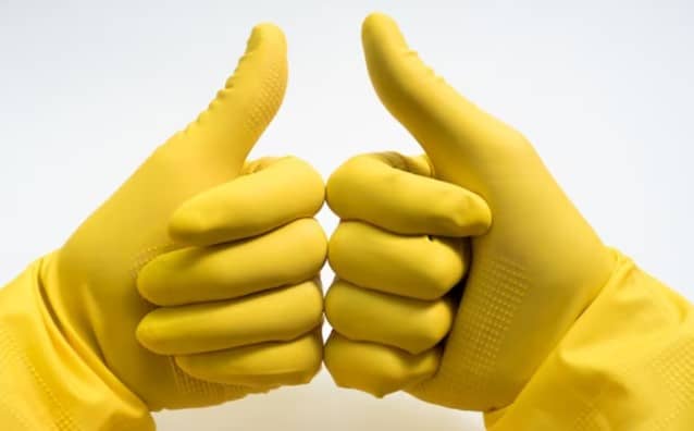 Pourquoi rêver de gants jaunes ?