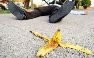 Pourquoi rêver de quelqu'un qui glisse ?