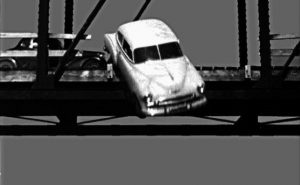 Pourquoi rêver de tomber d'un pont en voiture ?