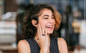 Pourquoi rêver de jeune femme ?