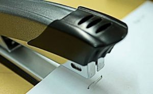 Pourquoi rêver d'agrafes ?