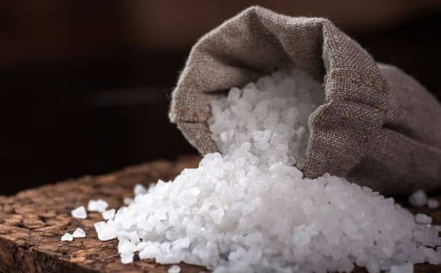 Rêver de cristaux de sel – Est-ce un signe de chance ?