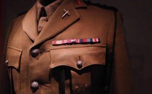 Pourquoi rêver d'uniforme militaire ?