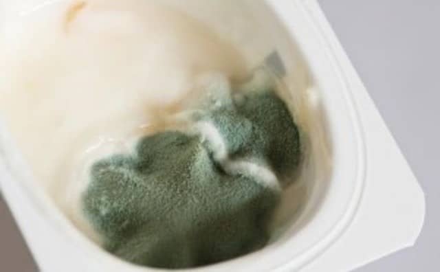 Que signifie rêver de yaourt périmé ?